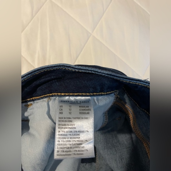 Women American Eagle jeans - Picture 5 of 7